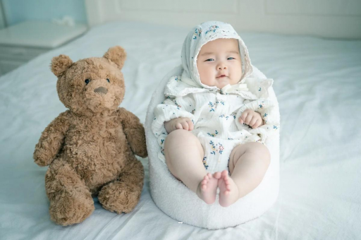 白沙宝宝眼眶发红